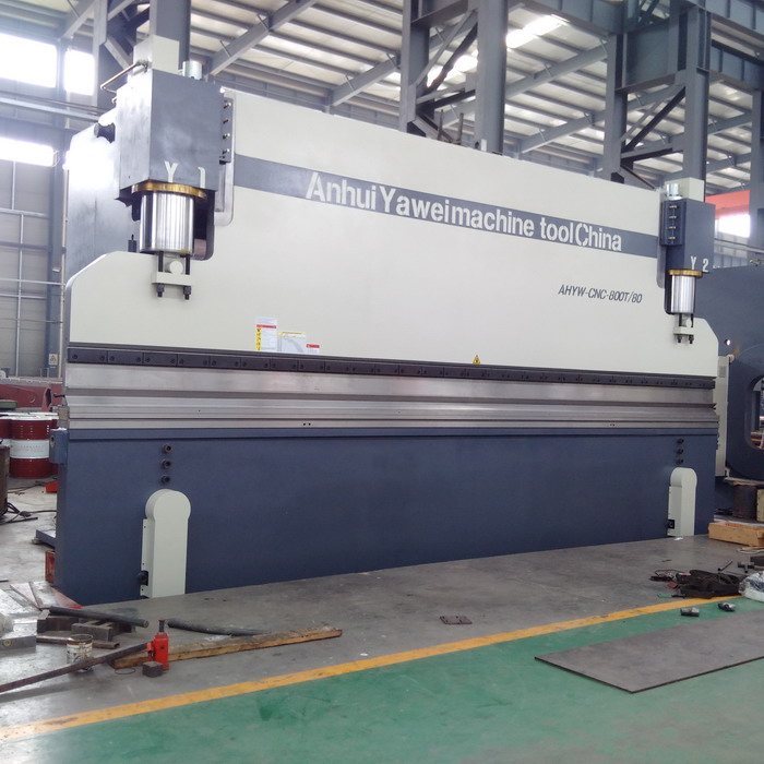CNC spaudos stabdžių mašinos 800 tonų 8 m