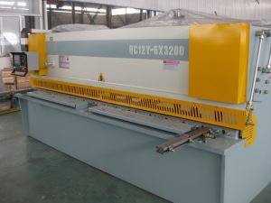 QC12K - 6 mm * 3200 plokštė kirpimo staklės